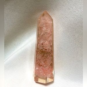 🔮Crystal tower (b2g1 free equal or lesser value)